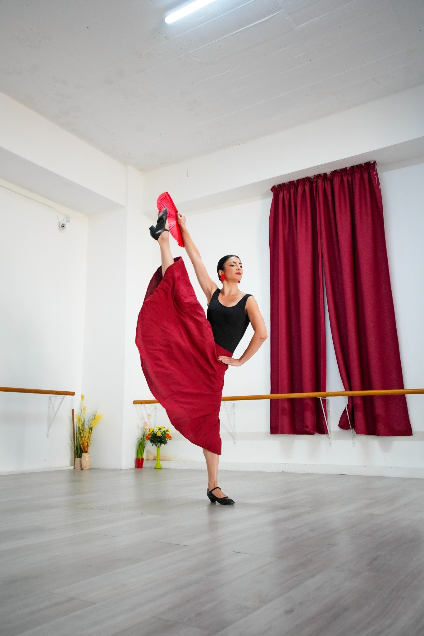 Agatha Olah - instructor Dans de Caracter La Passion Brașov